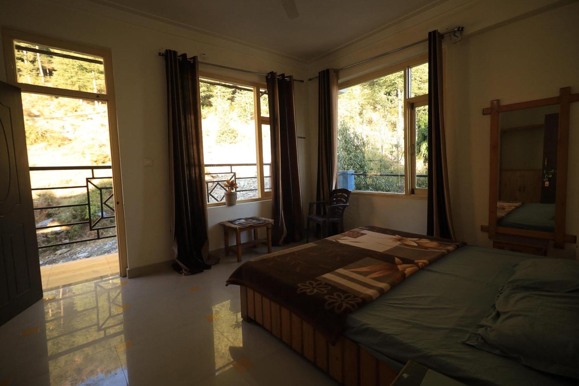 Oasis Guest House Bhagsu D'Shala Dharamszala Kültér fotó